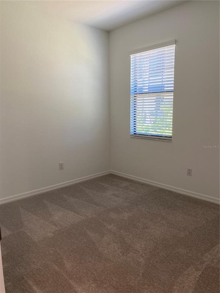 Photo 31 of 83 - 10038 Crooked Creek Dr #103, Venice, FL 34293