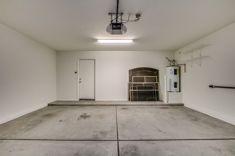 Photo 23 of 27 - 3326 W Fraktur Rd, Phoenix, AZ 85041