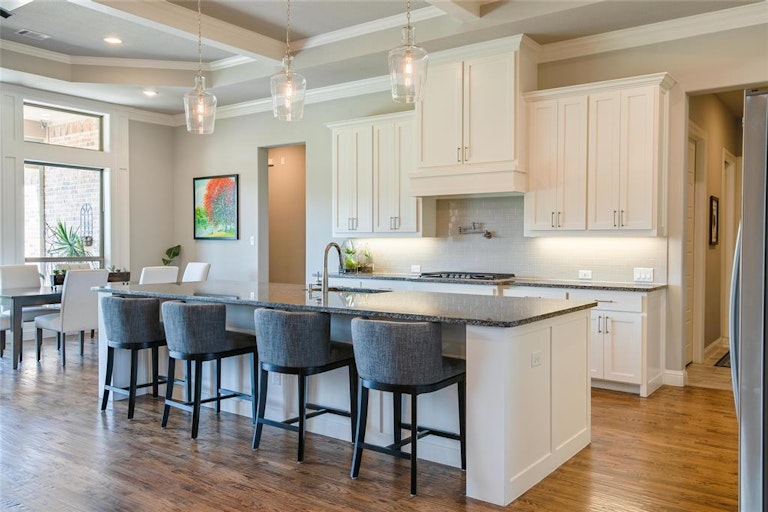 Photo 13 of 40 - 1032 Driscoll Pl, Keller, TX 76248