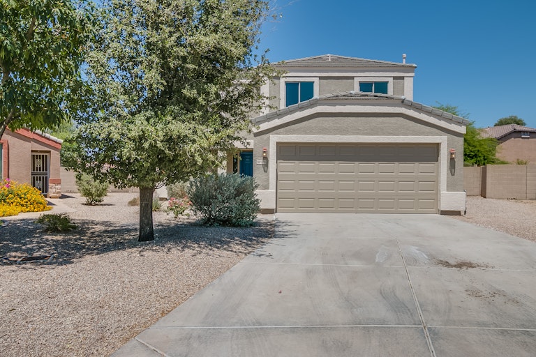 Photo 1 of 23 - 39705 N Parisi Ln, San Tan Valley, AZ 85140