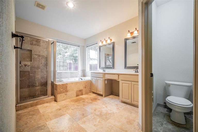 Photo 7 of 16 - 8413 Garnet Way, McKinney, TX 75072