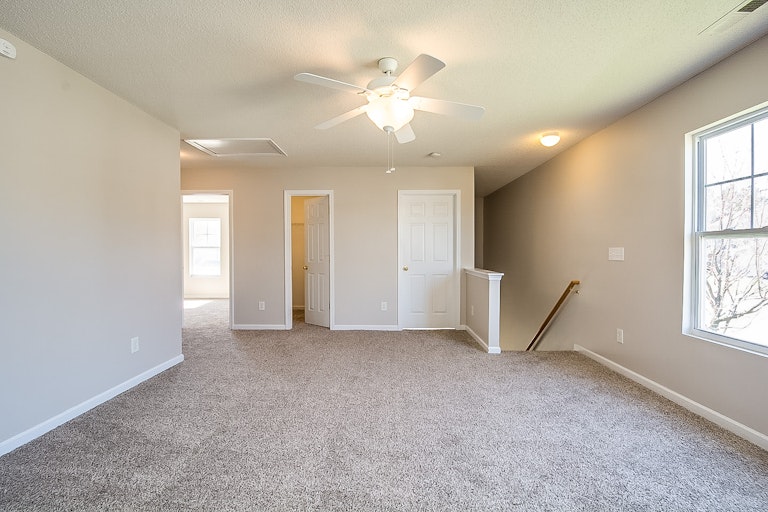 Photo 10 of 19 - 4612 Smarty Jones Dr, Knightdale, NC 27545