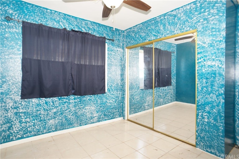 Photo 10 of 16 - 633 W Cressey St, Compton, CA 90222
