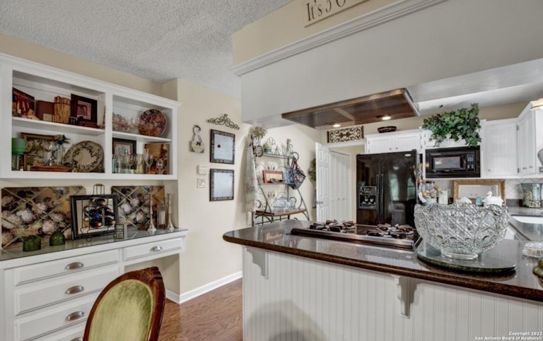 Photo 15 of 48 - 1820 Cypress Rapids Dr, New Braunfels, TX 78130