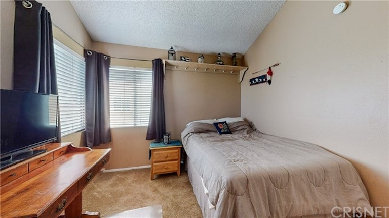 Photo 12 of 22 - 19847 Sandpiper Pl #140, Newhall, CA 91321