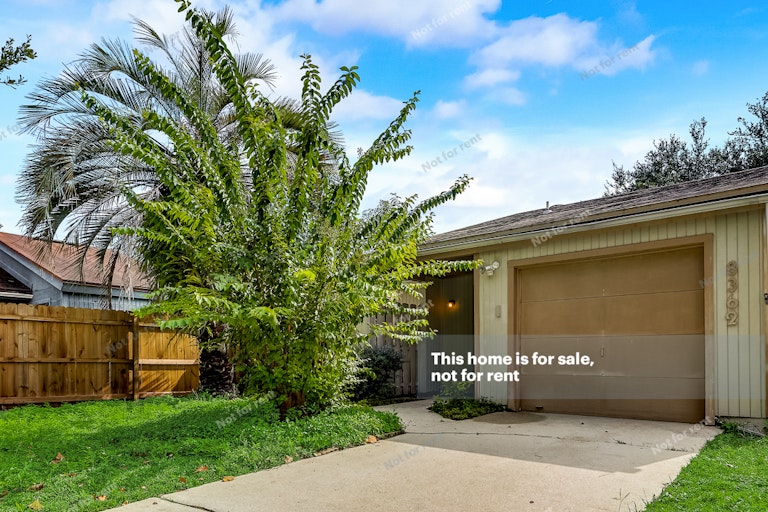 Photo 13 of 30 - 8362 Sunflower Ct, Jacksonville, FL 32244