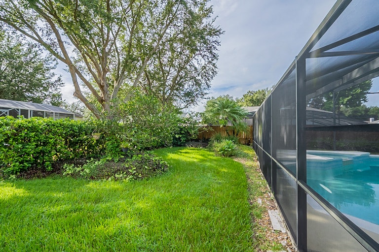 Photo 32 of 33 - 10206 Pointview Ct, Orlando, FL 32836