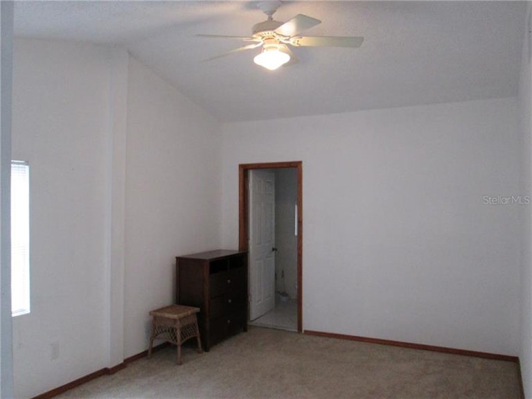 Photo 7 of 13 - 411 E 3rd St, Chuluota, FL 32766
