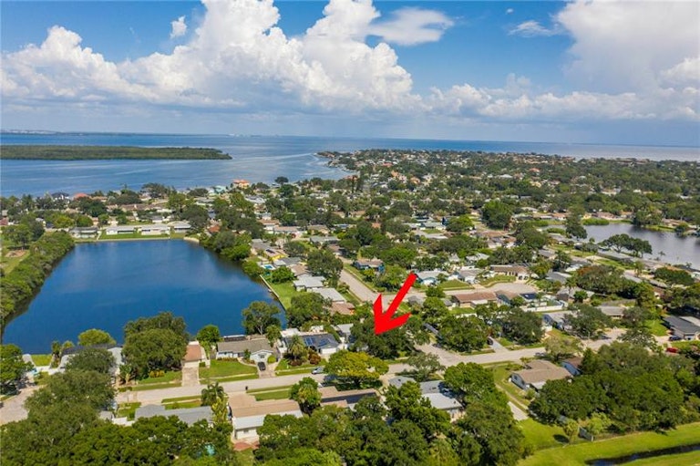 Photo 41 of 47 - 6041 16th Ln NE, Saint Petersburg, FL 33703