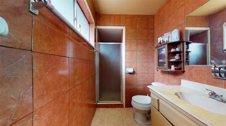 Photo 36 of 48 - 10811 Sagevale Ln, Houston, TX 77089