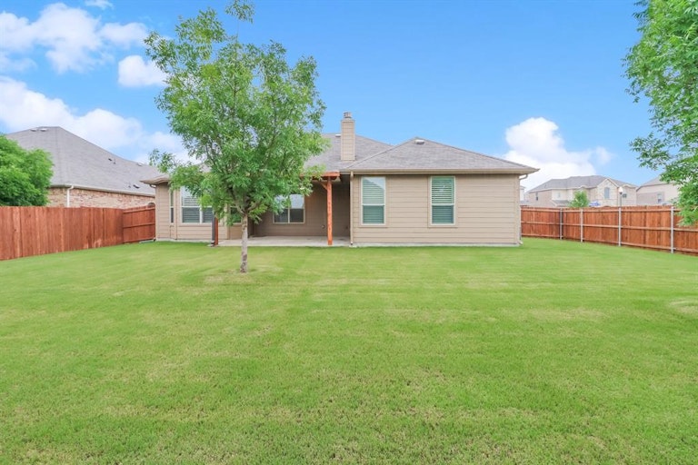 Photo 5 of 25 - 1629 Signature Dr, Weatherford, TX 76087