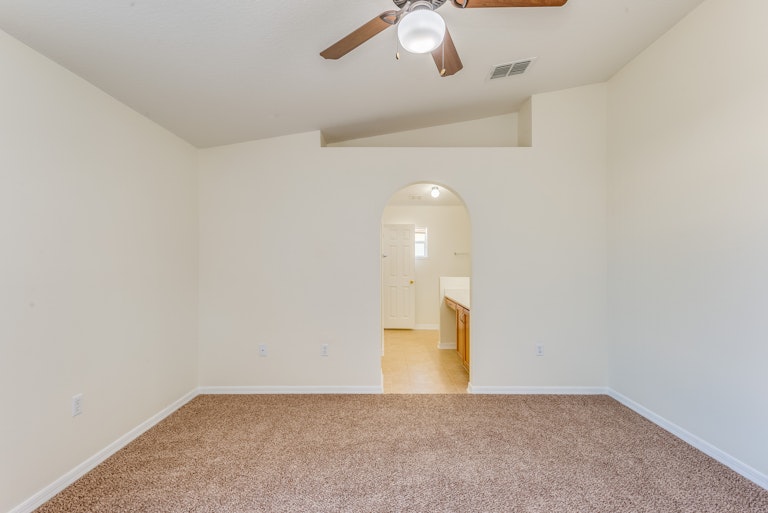 Photo 10 of 20 - 5527 Sycamore Canyon Dr, Kissimmee, FL 34758