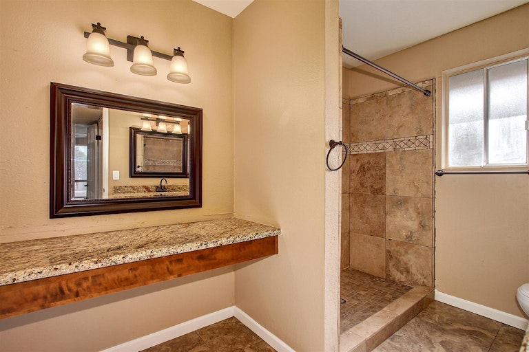 Photo 19 of 27 - 9233 N 48th Dr, Glendale, AZ 85302