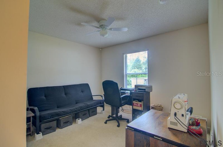 Photo 22 of 35 - 72 Red Mill Dr, Palm Coast, FL 32164