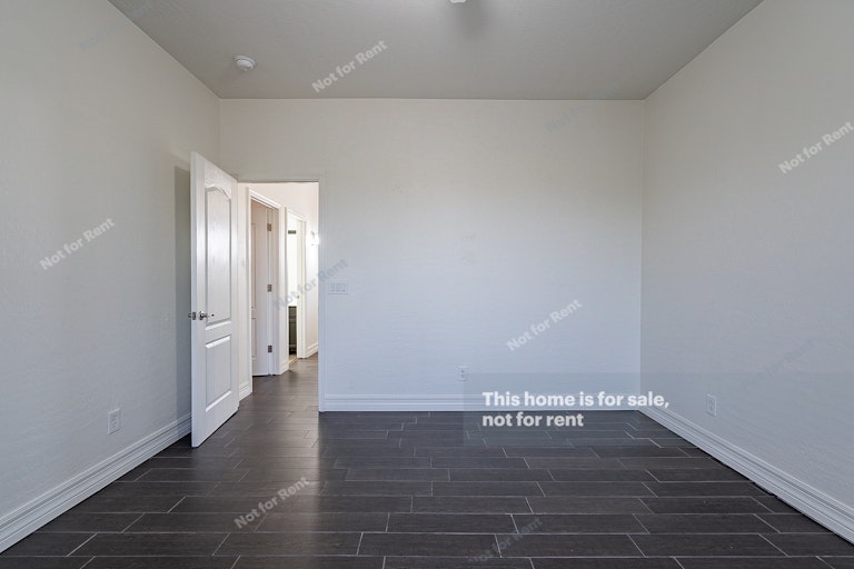 Photo 35 of 45 - 1345 W Washington Ave, Gilbert, AZ 85233