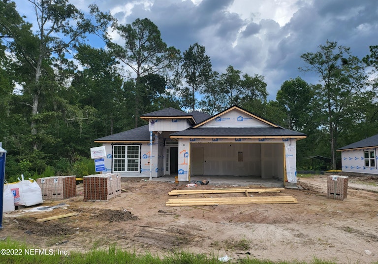 Photo 2 of 32 - 9383 Westminster Oaks Dr, Jacksonville, FL 32219
