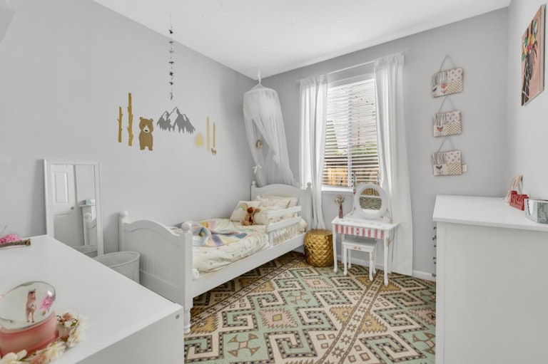 Photo 27 of 48 - 4223 Windsong St, Sacramento, CA 95834