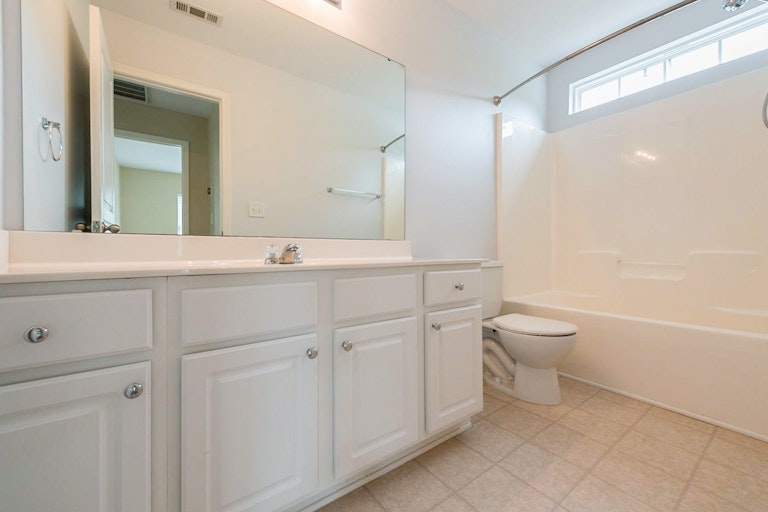 Photo 17 of 20 - 3422 Ranbir Dr, Durham, NC 27713