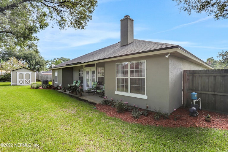 Photo 30 of 32 - 12669 Eaglesham Dr, Jacksonville, FL 32225