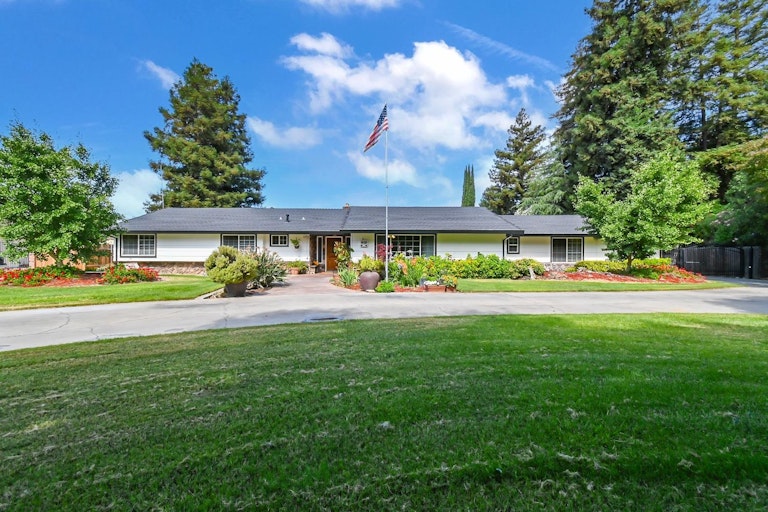 Photo 1 of 70 - 459 Wilder Ave, Yuba City, CA 95993