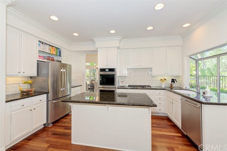 Photo 13 of 50 - 28561 Camelback Rd, Trabuco Canyon, CA 92679