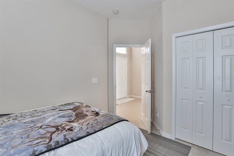 Photo 18 of 24 - 5209 Clover Mist Dr, Apollo Beach, FL 33572