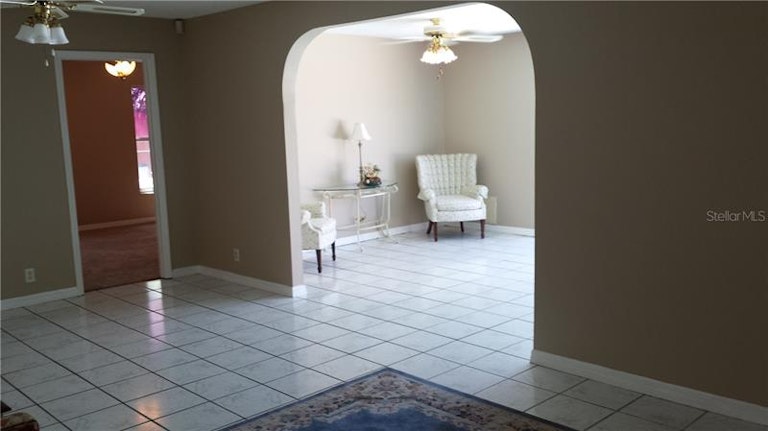 Photo 6 of 25 - 512 Limetree Dr, Oldsmar, FL 34677