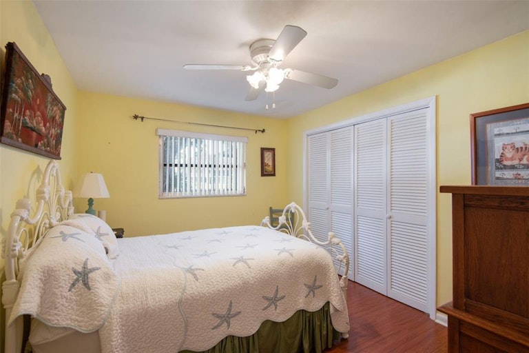 Photo 19 of 42 - 372 Westwinds Dr, Palm Harbor, FL 34683