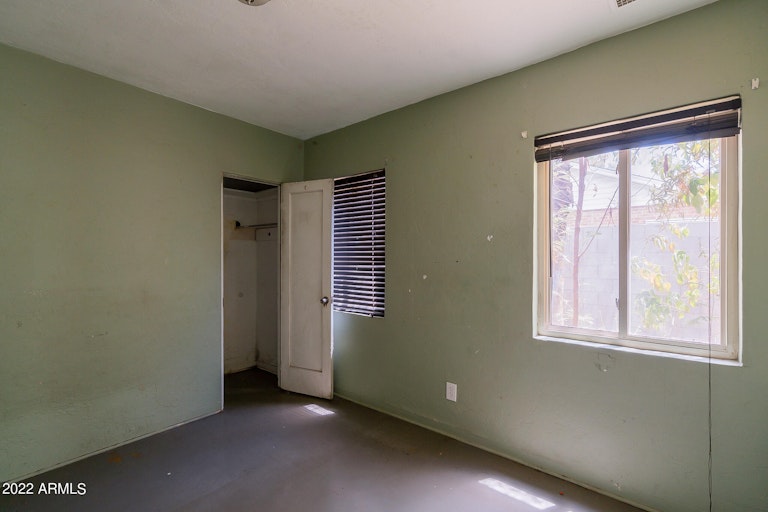 Photo 14 of 27 - 2311 W Colter St, Phoenix, AZ 85015