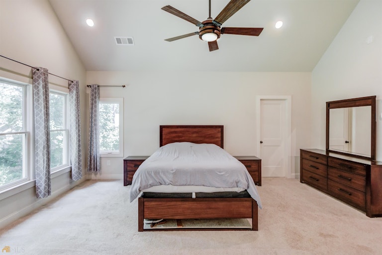 Photo 22 of 51 - 477 Tom Smith Rd SW, Lilburn, GA 30047