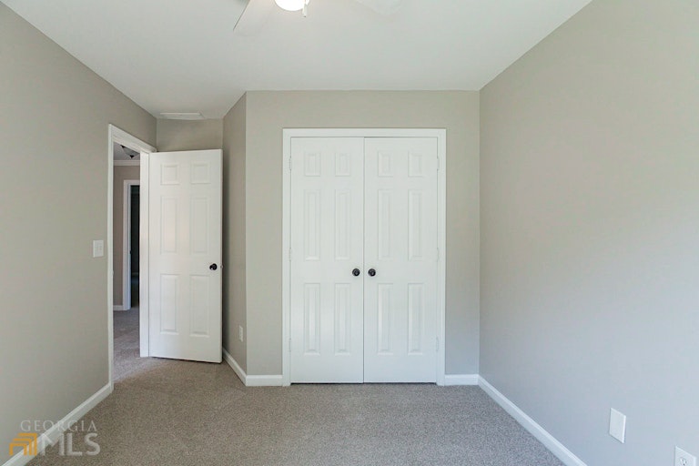 Photo 12 of 27 - 4292 Grand Oaks Dr NW, Kennesaw, GA 30144