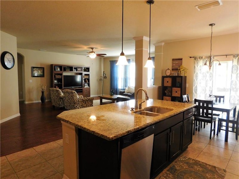 Photo 12 of 24 - 2646 Kenchester Loop, Wesley Chapel, FL 33543