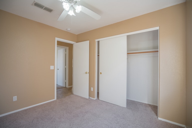 Photo 19 of 23 - 6605 W Whispering Wind Dr, Glendale, AZ 85310