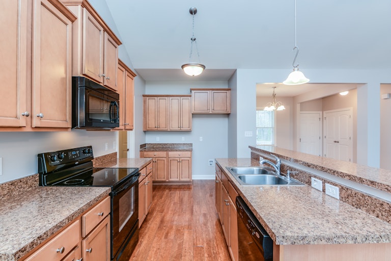 Photo 2 of 27 - 92 Poston Ct, Benson, NC 27504