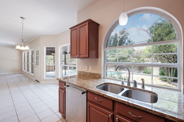 Photo 3 of 25 - 24939 Crescent Run, San Antonio, TX 78258