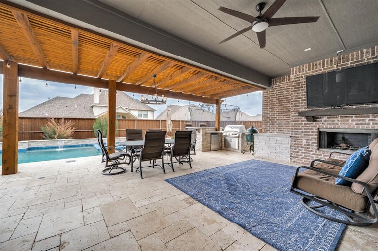 Photo 4 of 40 - 2627 Seabiscuit Rd, Celina, TX 75009