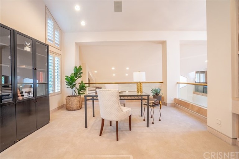Photo 35 of 72 - 10214 Candleberry Ln, Northridge, CA 91324