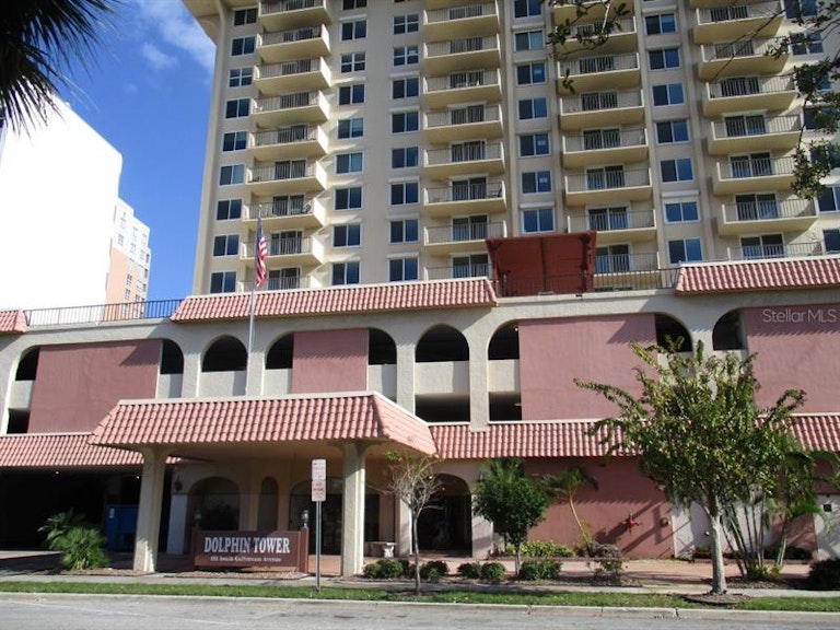 Photo 1 of 14 - 101 S Gulfstream Ave #7H, Sarasota, FL 34236