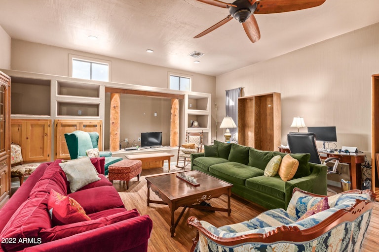Photo 5 of 56 - 44807 N 20th St, New River, AZ 85087