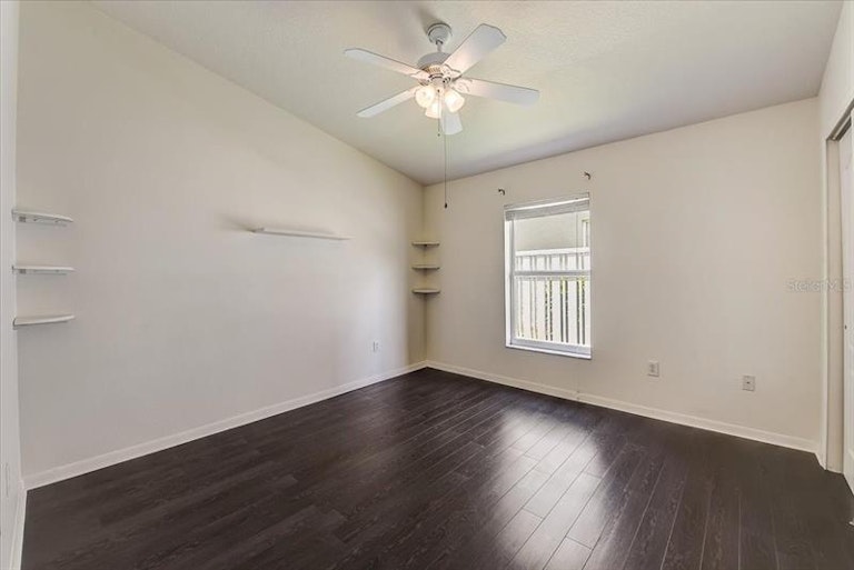 Photo 27 of 47 - 2203 Katana Pl, Brandon, FL 33511
