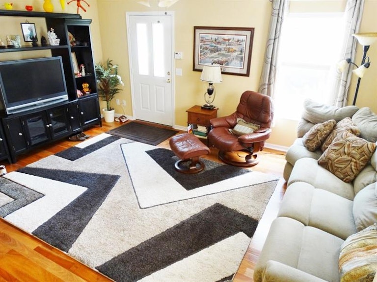 Photo 11 of 21 - 1031 Old Blush Rd, Kissimmee, FL 34747