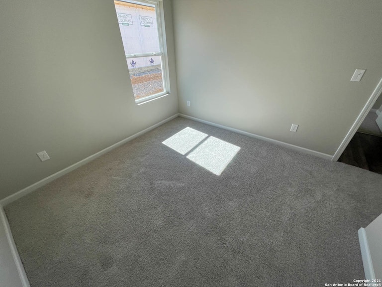 Photo 10 of 36 - 439 Pleasanton Spg, San Antonio, TX 78221