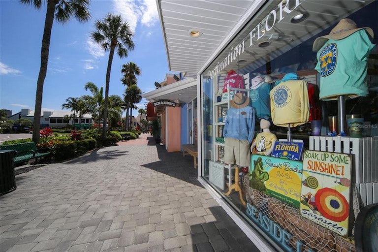 Photo 57 of 63 - 1000 Longboat Club Rd #702, Longboat Key, FL 34228