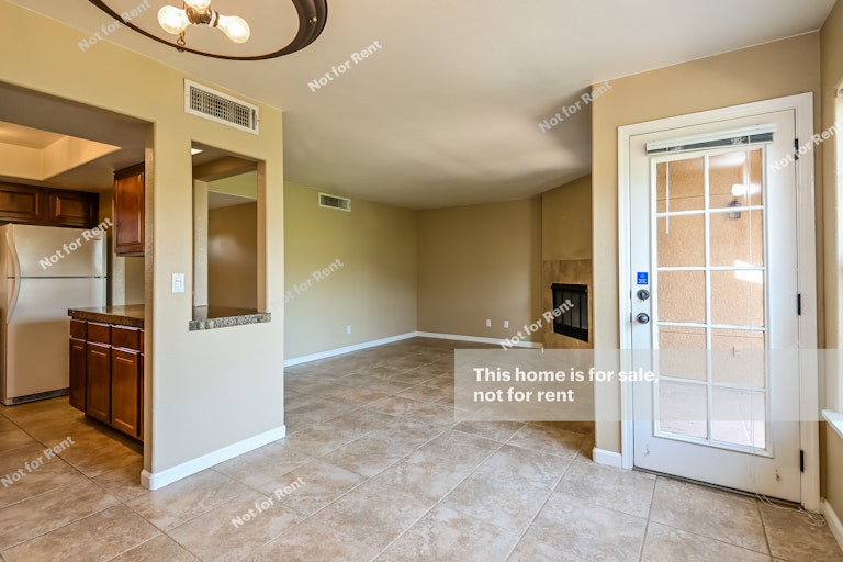 Photo 15 of 24 - 6651 N Campbell Ave #262, Tucson, AZ 85718