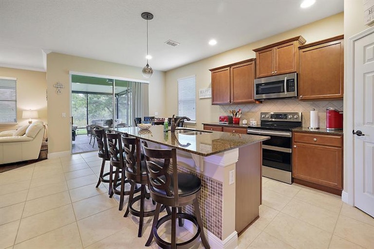 Photo 12 of 39 - 30213 Hackney Loop, Mount Dora, FL 32757
