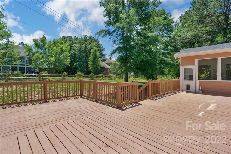 Photo 41 of 48 - 5418 Shoal Brook Ct, Charlotte, NC 28277