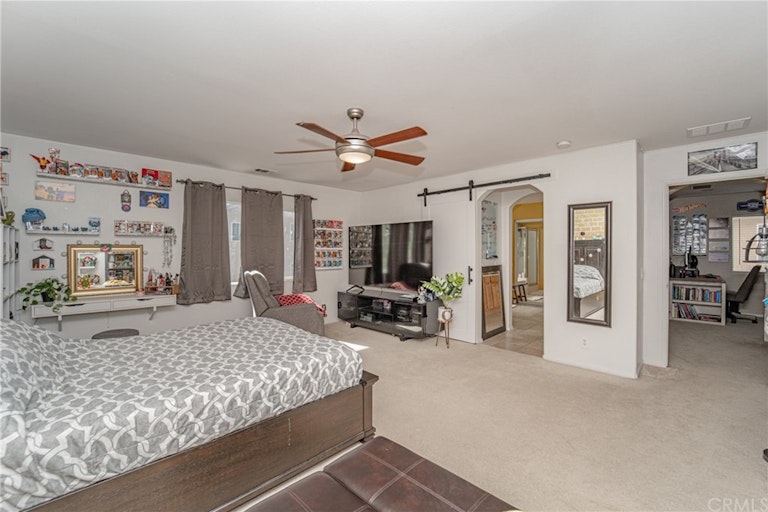 Photo 22 of 36 - 3982 Barbury Palms Way, Perris, CA 92571