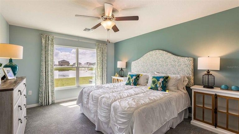 Photo 11 of 15 - 14071 Amero Ln, Spring Hill, FL 34609
