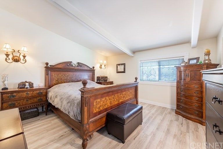 Photo 14 of 35 - 4705 Sophia Ave, Encino, CA 91436