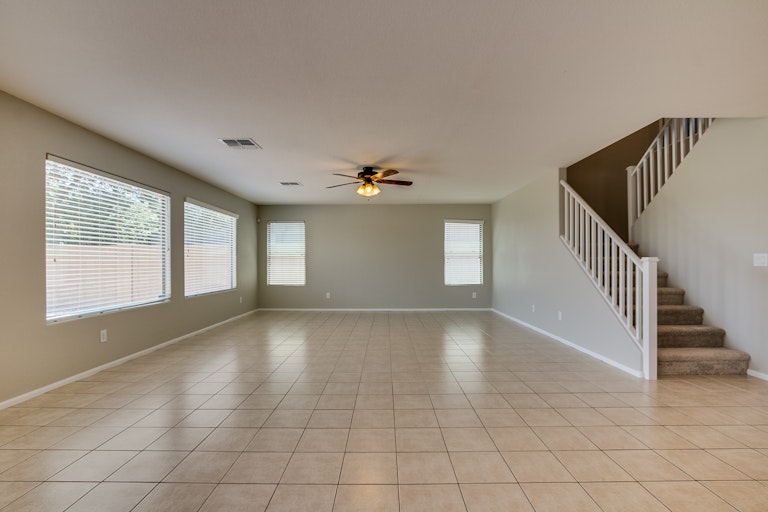 Photo 14 of 39 - 4152 E Bonanza Rd, Gilbert, AZ 85297